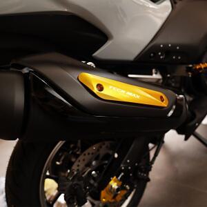 YAMAHA TMAX560 TECH 2019-2025 2026 오토바이 배기 파이프 사이드 히트 쉴드 프로텍터 장식 커버