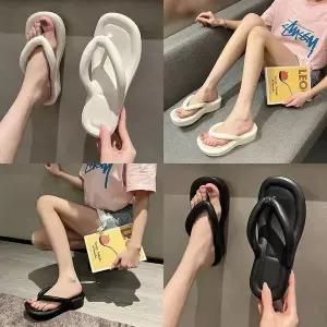 [하프클럽/셀러허브_아웃도어]쿠션초경량쪼리 슬리퍼 여성 신발 통굽