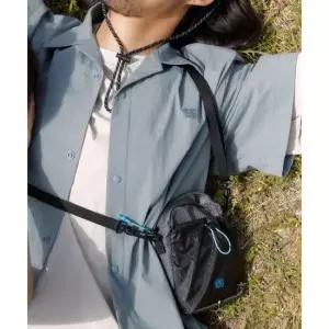 코오롱스포츠 KOLON SPORT 남녀공용 데이팩 미니 크로스백 QEBDX26631BLK 268040