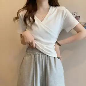 브이넥 반팔 티셔츠 여성 데일리 무지티 기본 면티