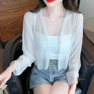 여자 코디 바캉스 크롭 휴가지 여름 시스루 가디건 룩 룩휴가지xyz932