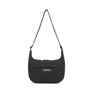 매장정품 NATIONALGEOGRAPHIC 내셔널지오그래픽 NATIONAL GEOGRAPHIC KIDS K265KCR180 베이직 호보백 BLACK