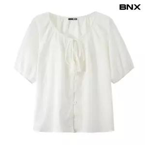 [BNX]리본 스트랩 자수 셔링 블라우스 (BY2BL019L0)