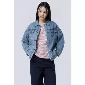 [롯데백화점]베네통 여성 아이스크림 데님 점퍼 BAJP91631