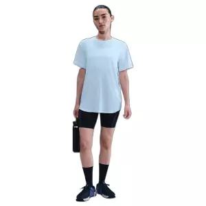 나이키 FN2815 423 크롭티 스포츠웨어 여성 원 릴랙스드 드라이 핏 반팔 탑 100