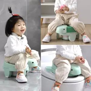 유아용 미쿠탑시노 4-in-1 휴대용 여행용 변기 - 스플래시 가드와 미끄럼 방지 베이스가 있는 접이식 캠핑