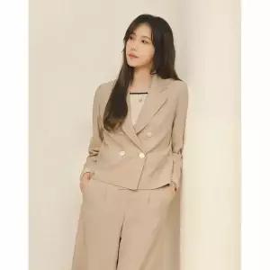 [하프클럽/올리비아로렌]스티치 포인트 크롭자켓_VOCGA3M4131