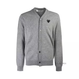 [라벨루쏘]  FW24 공용 하트 와펜 가디건 AX N024 051 2 LIGHT GREY