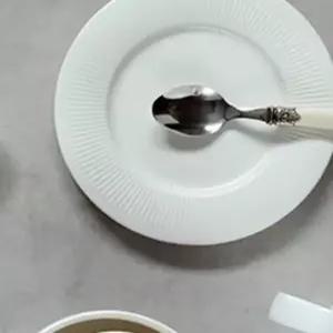 티니블랑 베일 접시 20cm 도자기 플레이트 홈카페 화이트 원형 접시