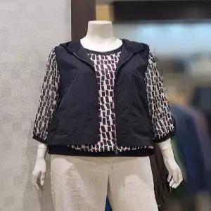 [벨라디터치] V3G2VT21시폰 배색 후드 조끼 (P003793680)
