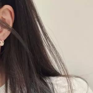 실버925 국내제작 부엉이 모양 귀걸이 유니크 귀여운 은귀걸이