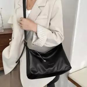 여름가방 커플가방 에코백 데일리 쇼퍼백 텀블러백 레더 빅숄더백 비치백