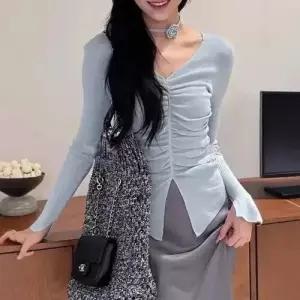 여사친 니트 이너 가을 봄 톱 브이넥 트임 KS3