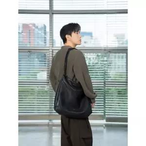 [롯데백화점]질스튜어트 JUBA6F930BK [삭형콜라보]  블랙가죽 2WAY 숄더백 (카드지갑포함)