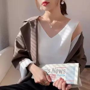 스트레인지 여성 여름 캐주얼 아우터 나시 데일리룩 정장 이너로 조끼 브이넥 KUK2