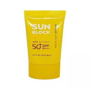 수분보충 네이처리퍼블릭 캘리포니아 알로에 데일리 선 블럭 57ml(SPF50안티에이징 주름개선 탄력강화) x3S
