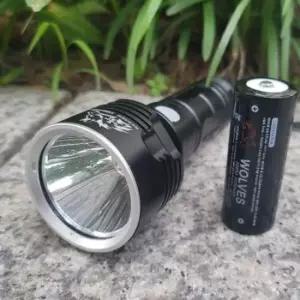 휴대용 26650배터리 10000루멘 직진성 XHP LED랜턴 1000M X6