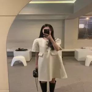 자체제작)블랙 메리 골드단추 트위드 루즈핏 퍼프 반팔 미니 원피스 결혼식 하객 연말룩