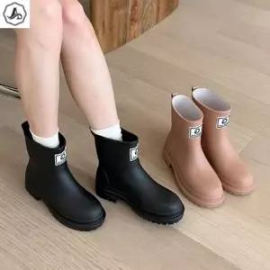 [애슬릿] 여름 부츠 앵클 캐주얼 로고 포인트 통굽 발편한 장화