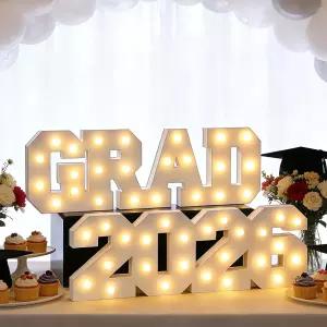 2026 졸업 장식 - 유치원 고등학교 테이블 중앙 파티 용품 표지판 GRAD 클래스에 불을 밝힙니다