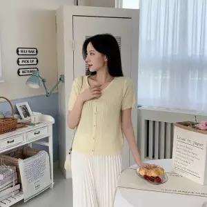 [하프클럽/옷자락]여성 라운드넥 골드 버튼 꽈배기 소프트 반팔 카디건