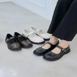 발레코어 여성 사계절 메리제인 버클 데일리 단화 플랫슈즈 129571