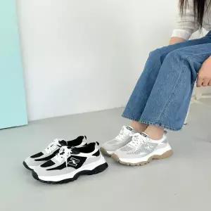 경량 키높이 여성 데일리 메리제인 발레코어 통굽 스니커즈 129662