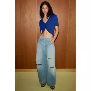 ZARA 브이넥 쇼트 니트 재킷 - 일렉트릭 블루 {WLM}