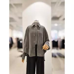 아이잗컬렉션 더 염소가죽 셔츠 카라 버튼 자켓 CSRBLT031 483276
