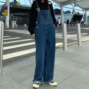 [하프클럽/]데님 와이드핏 멜빵 점프슈트 진청 바지