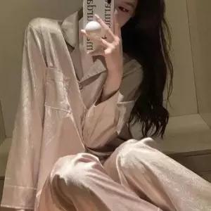 원피스잠옷 데일리 여성 실크 느낌의 패션 파자마 홈웨어 잠옷