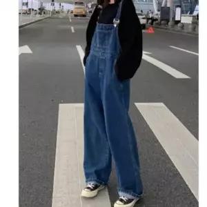 [하프클럽/]여성 와이드핏 진청 멜빵 와이드 점프수트 팬츠 바지