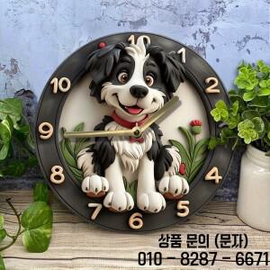 사랑스러운 강아지 디자인을 특징으로 하는 나무 벽시계입니다. 가정이나 사무실에 AA 배터리로 작동됩니다