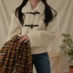 [다잇템] 여성 짧은 FW 양털 더블 포근 아우터24595924588872