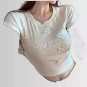 리본 자수 슬림 크롭티 하이틴 러블리 반팔티셔츠