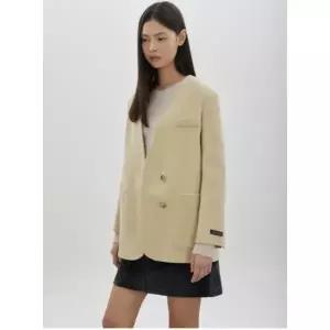 [롯데백화점]씨씨콜렉트 칼라리스 브이넥 핸드메이트 숏 코트 C261MSG501