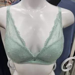[비비안]자가드 풀컵 노와이어브라 BR580_SH