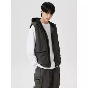 에잇세컨즈 나일론 후드 베스트 카키 264839EY4H 526641