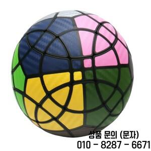 큐브와 팔면체 페이스 축 시스템을 기반으로 한 매우 퍼즐 C1O3 M5 트위스티 터닝 및 코너