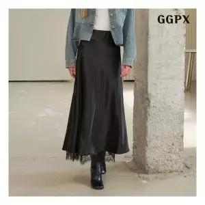 GGPX 정상가 79000원ㅣ레이스 포인트 새틴 플레어 롱 스커트 (GPCWH014D) 953580