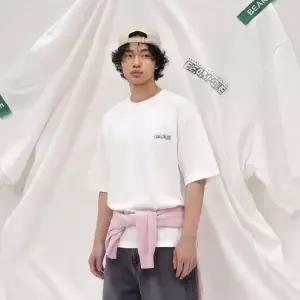 [백화점 정품] 빈폴 멘 PAPER PRESS X BEANPOLE 서울 백프린트 티셔츠 - 화이트 (BC6342K041)