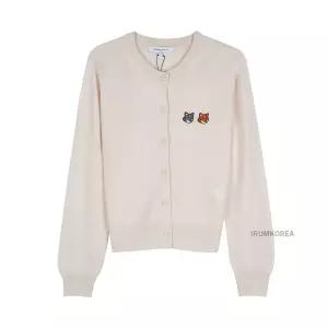 [메종 키츠네] FW25 여성 더블 볼드 폭스 가디건 OW051CFKT1036 P702