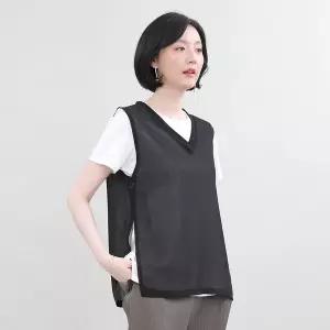 [하프클럽/] 엄마옷 쉬폰 시스루 브이 트임 장식단추 여성 여름 민소매 조끼