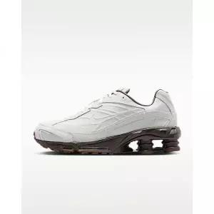 NIKE 나이키 샥스 라이드 2 프리미엄 남성 신발 오프 화이트/바로크 브라운/라이트 초콜릿/오프 화이트 IQ3