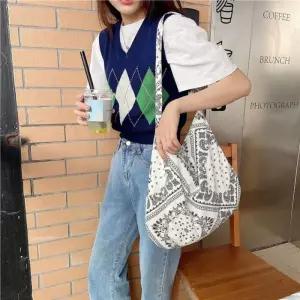 [라일리] Rly 데일리 페이즐리 패턴 호보백 크로스백 color