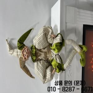 1개 크리스마스 장난꾸러기 엘프 인형 녹색 줄무늬 플러시 피규어 앉아있는 장식품 홈 벽난로 나비다드 202
