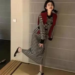 스퀘어넥원피스 허리밴딩 체크 롱 니트 원피스