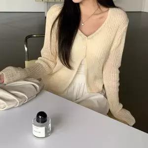 여성 모던한 브이넥 울 니트 가디건 스웨터 앙고라