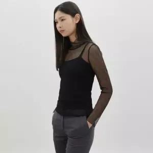 [롯데백화점]씨씨콜렉트 시어 도트 레이어드 터틀넥 티셔츠 C261PSM023