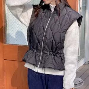 [텐바이텐]캐주얼 퀄팅 허리스트링 패딩 베스트